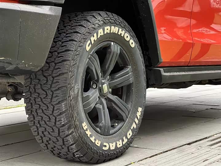 Фото 9 - Tank 300