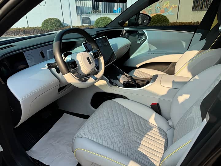 Фото 7 - Avatr 11