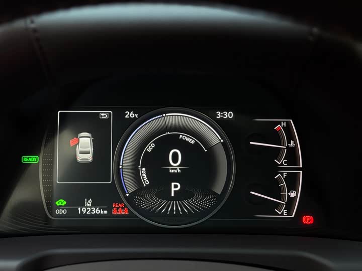 Фото 5 - Lexus ES