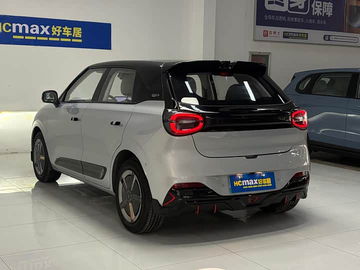 Фото 6 - Dongfeng Nammi 01