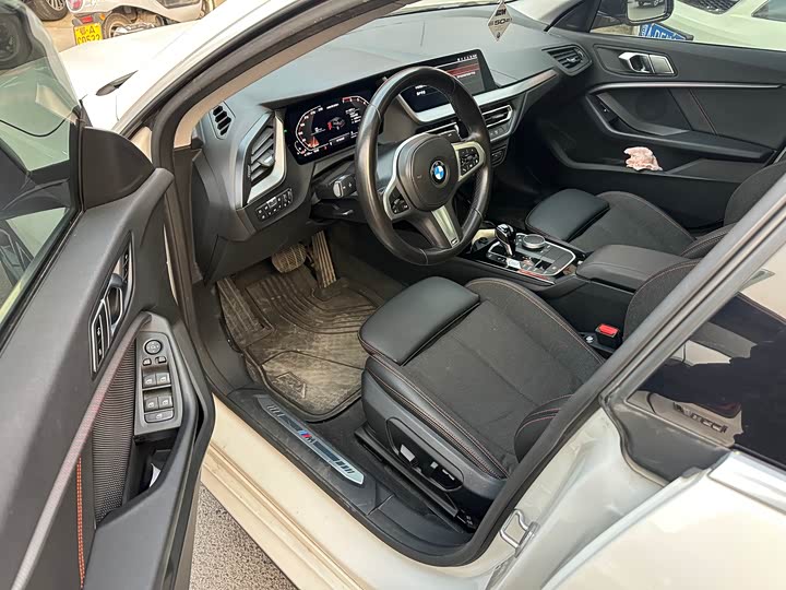 Фото 6 - BMW 2 Series