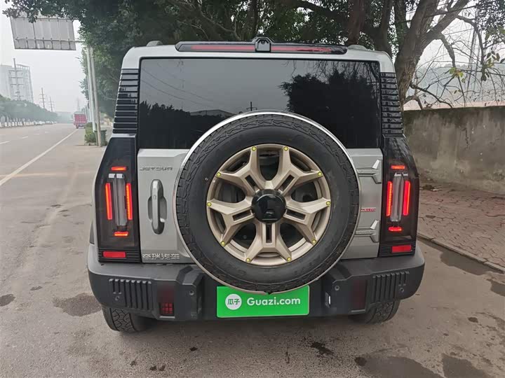 Фото 6 - Jetour T2