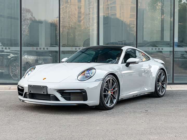 Фото 1 - Porsche 911