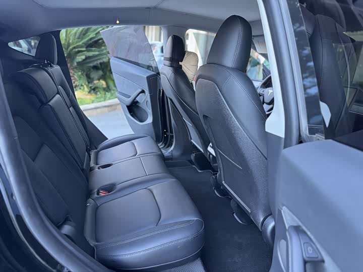 Фото 7 - Tesla Model Y