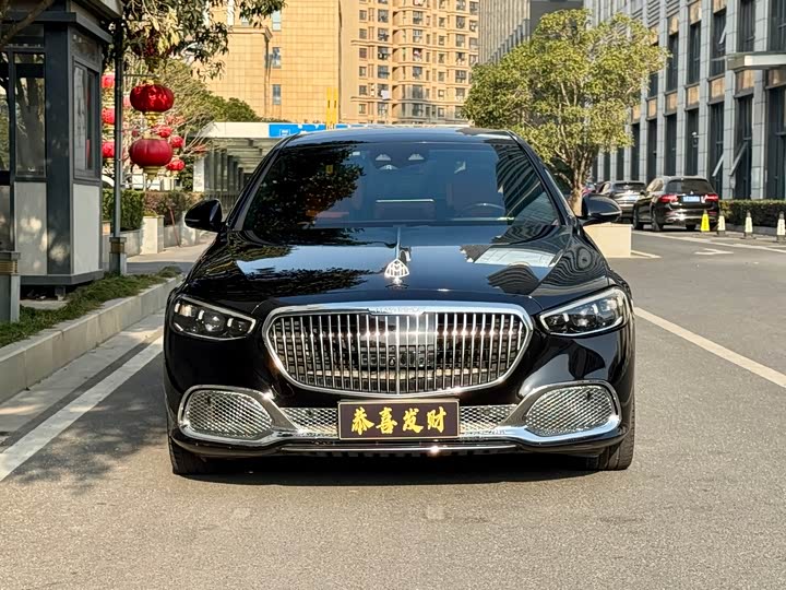 Фото 1 - Mercedes-Benz Maybach S-Class