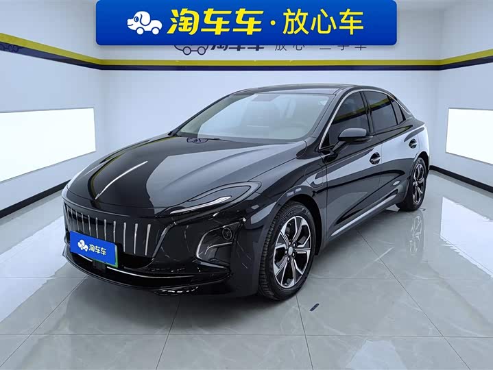 Фото 1 - Hongqi E-QM5