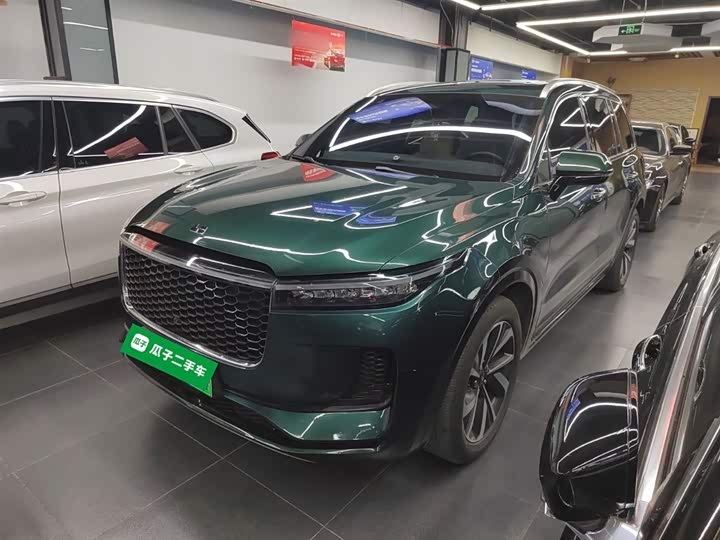 Фото 2 - LiXiang One