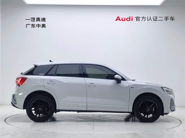 Фото 3 - Audi Q2L