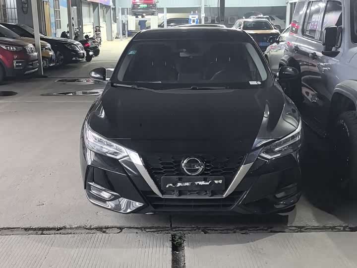 Фото 2 - Nissan Sylphy