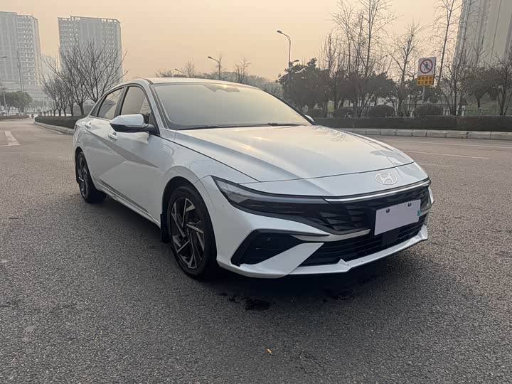 Фото 3 - Hyundai Elantra N line