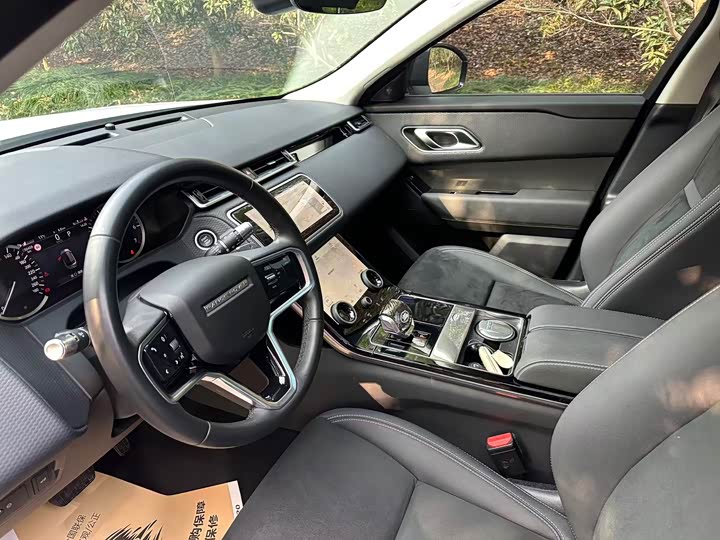 Фото 4 - Land Rover Range Rover Velar