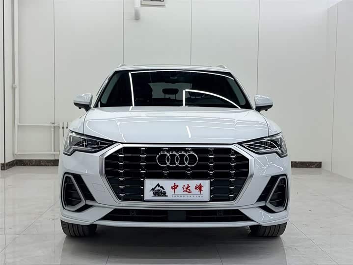 Фото 3 - Audi Q3