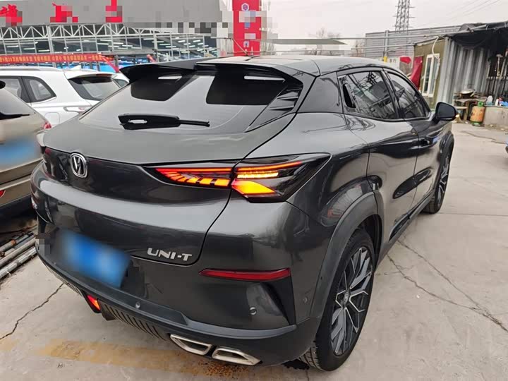 Фото 7 - Changan UNI-T