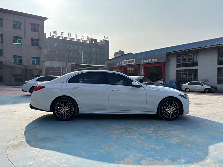 Фото 4 - Mercedes-Benz C-Class