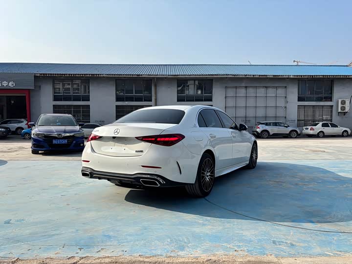 Фото 5 - Mercedes-Benz C-Class