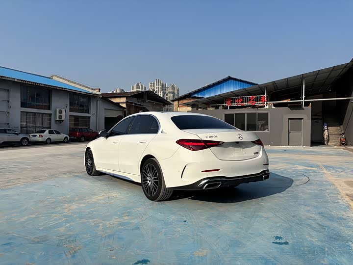 Фото 7 - Mercedes-Benz C-Class