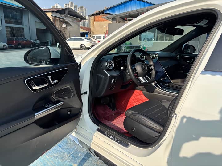 Фото 9 - Mercedes-Benz C-Class