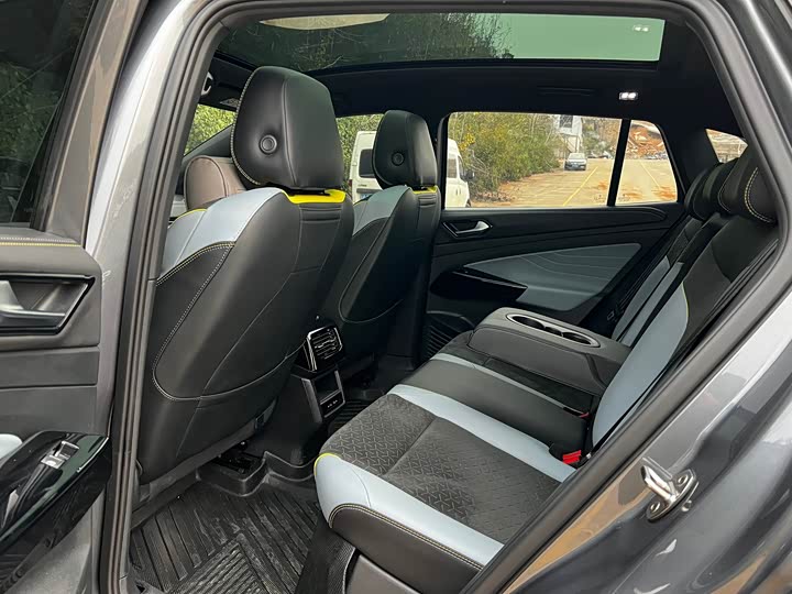 Фото 5 - Volkswagen ID.4 X