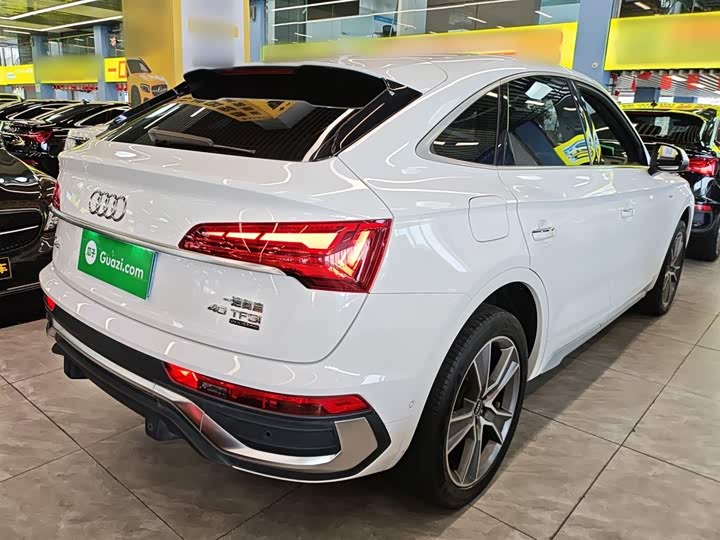 Фото 7 - Audi Q5L Sportback