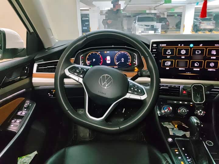 Фото 3 - Volkswagen Bora