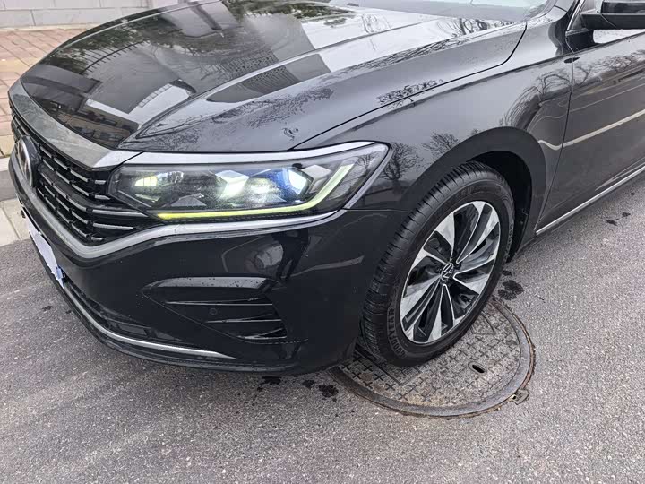 Фото 6 - Volkswagen Passat