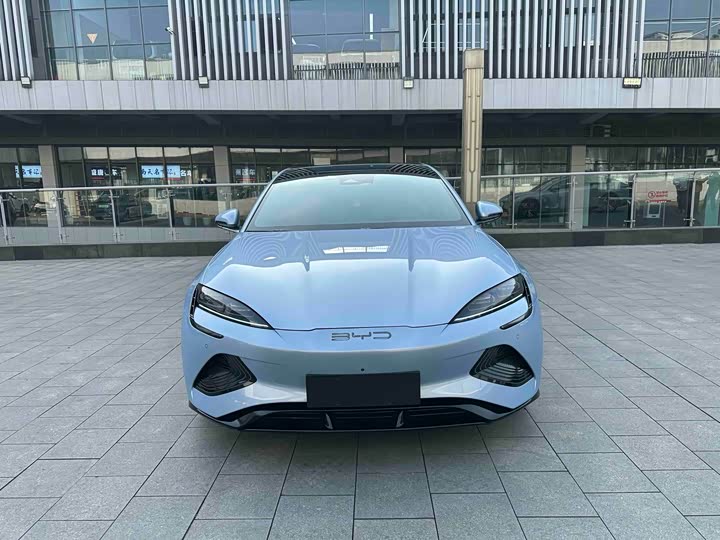 Фото 2 - BYD Seal