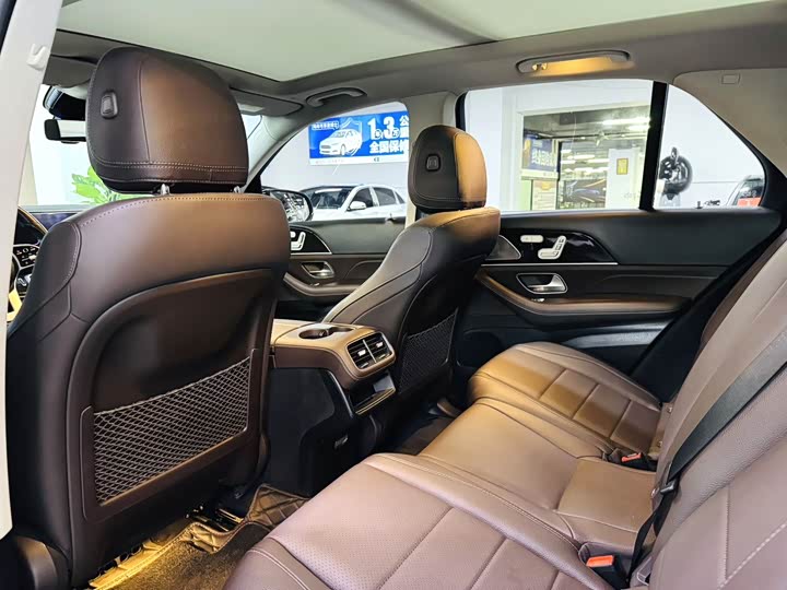 Фото 9 - Mercedes-Benz GLE-Class