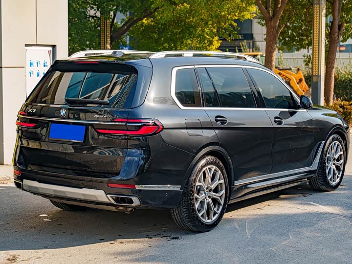 Фото 4 - BMW X7