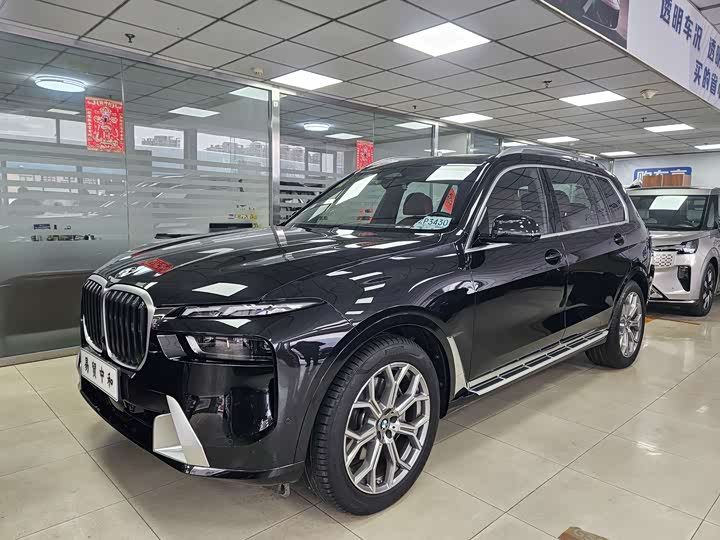 Фото 1 - BMW X7