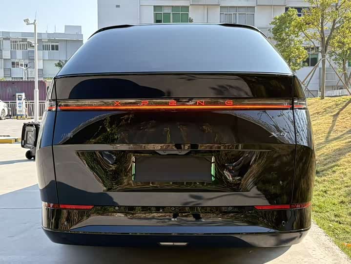 Фото 5 - XPeng X9