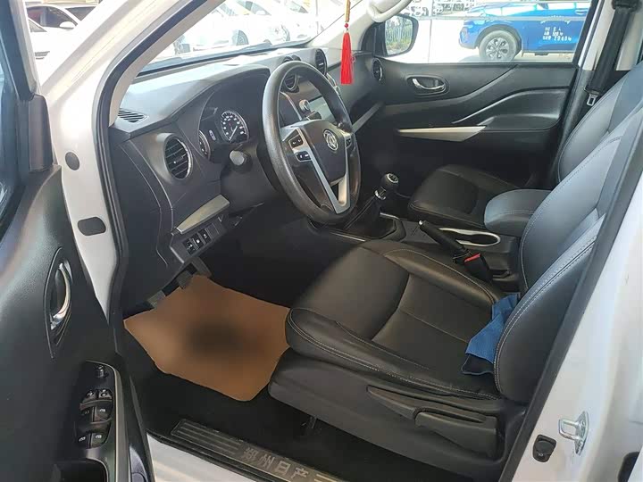 Фото 7 - Dongfeng Rich 6