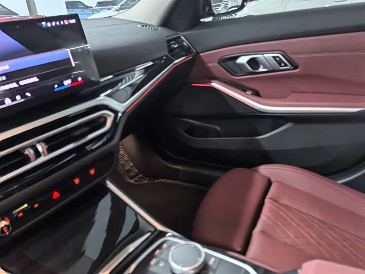 Фото 8 - BMW 3 Series