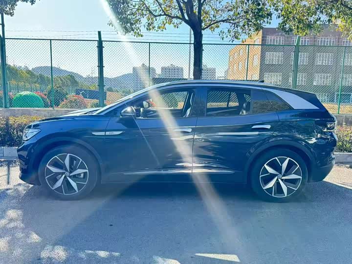 Фото 2 - Volkswagen ID.4 Crozz