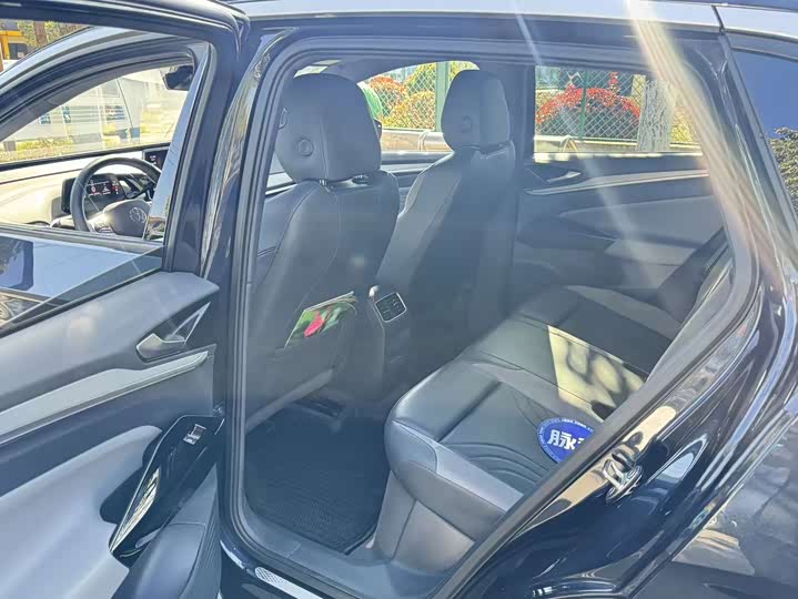 Фото 7 - Volkswagen ID.4 Crozz