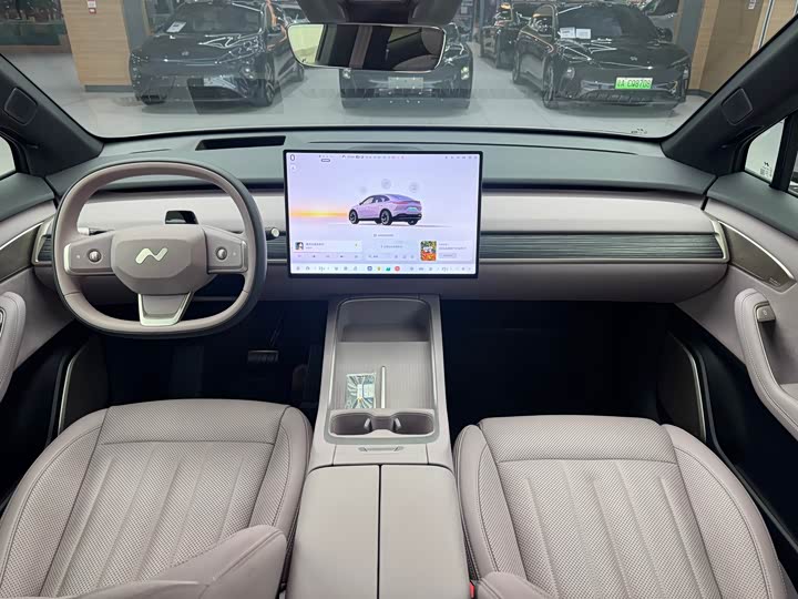 Фото 9 - Nio Onvo L60