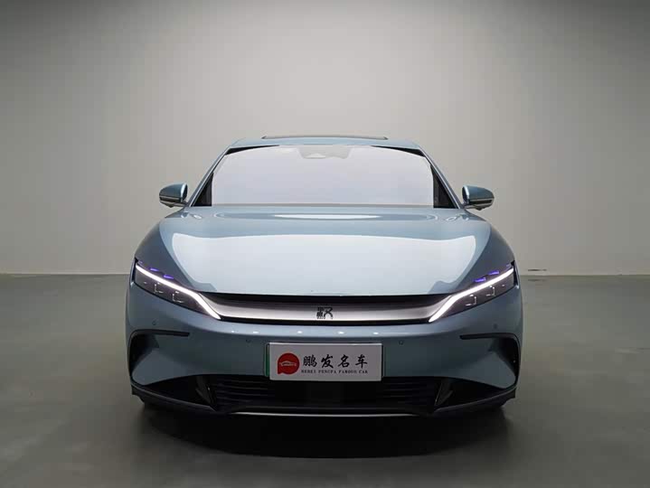 Фото 2 - BYD Han