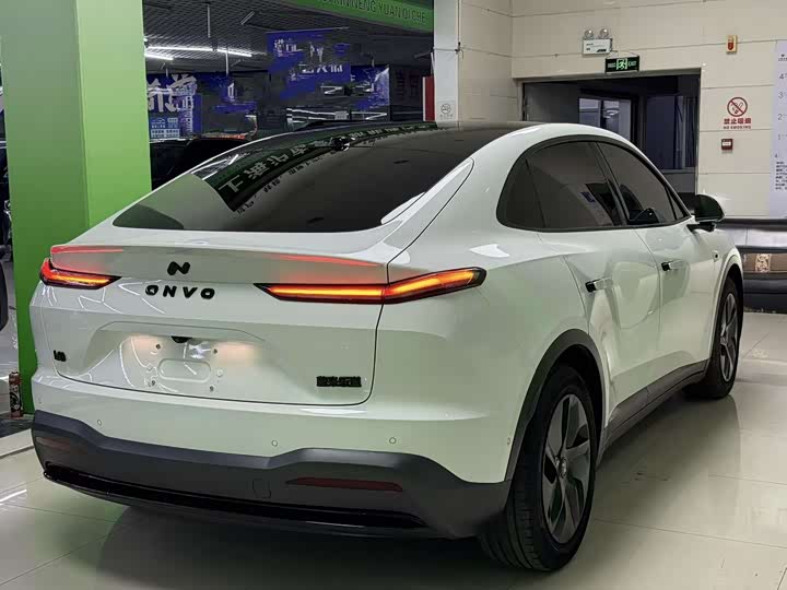 Фото 3 - Nio Onvo L60