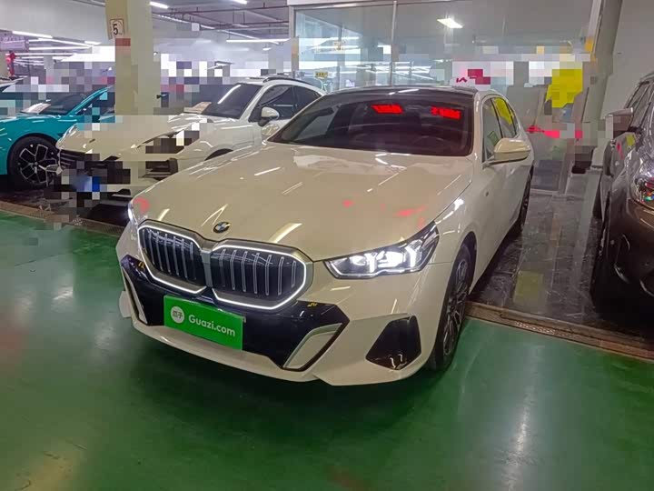 Фото 1 - BMW 5 Series