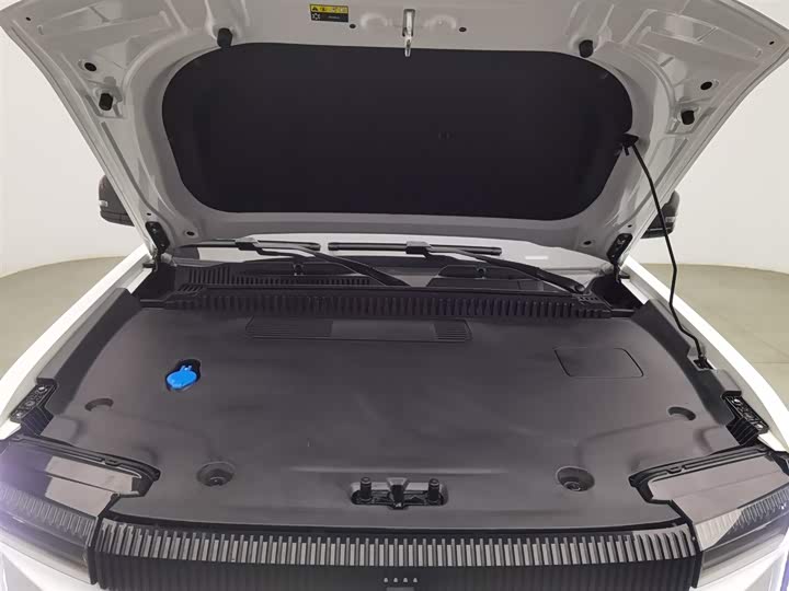 Фото 6 - Chery iCar 03