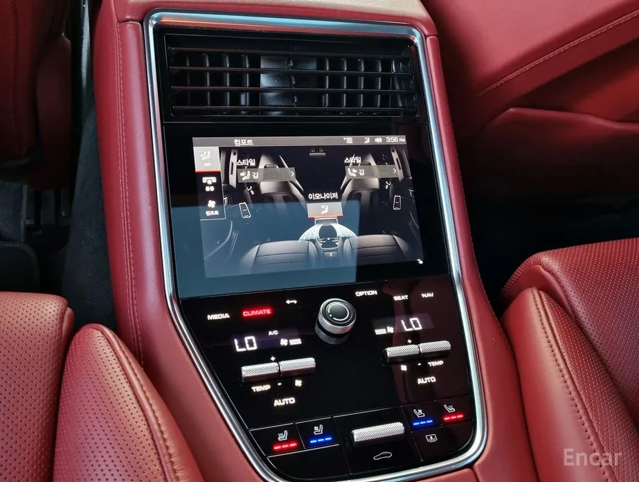 Фото 18 - Porsche Panamera