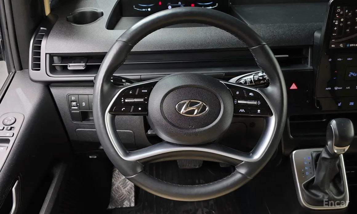 Фото 16 - Hyundai Staria