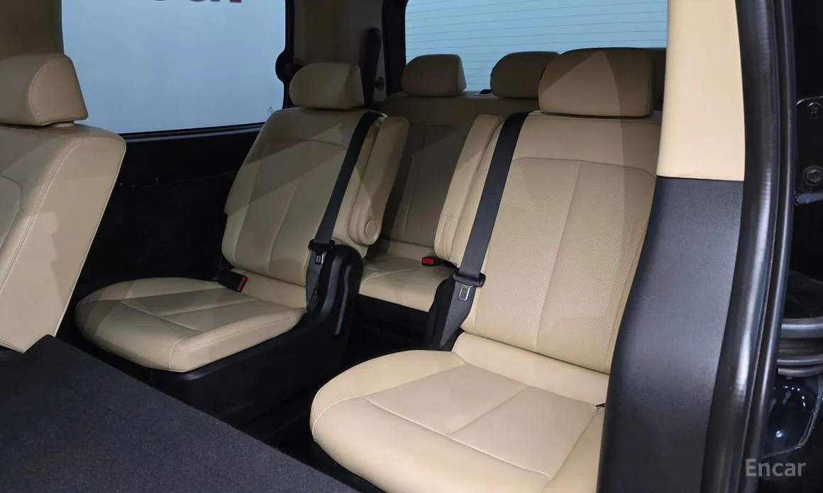 Фото 19 - Hyundai Staria