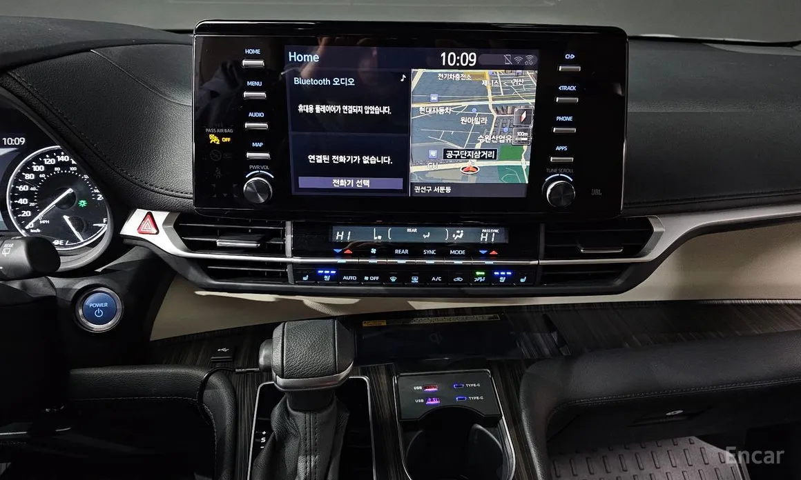 Фото 14 - Toyota Sienna