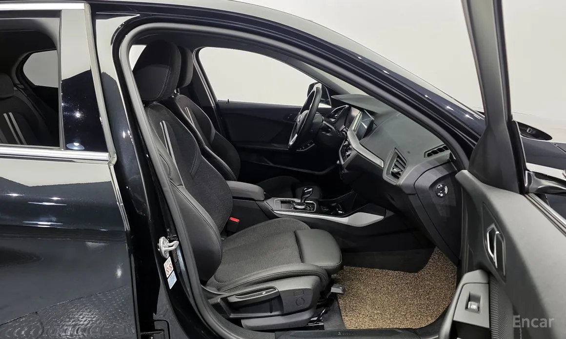 Photo 10 - BMW 1 Series