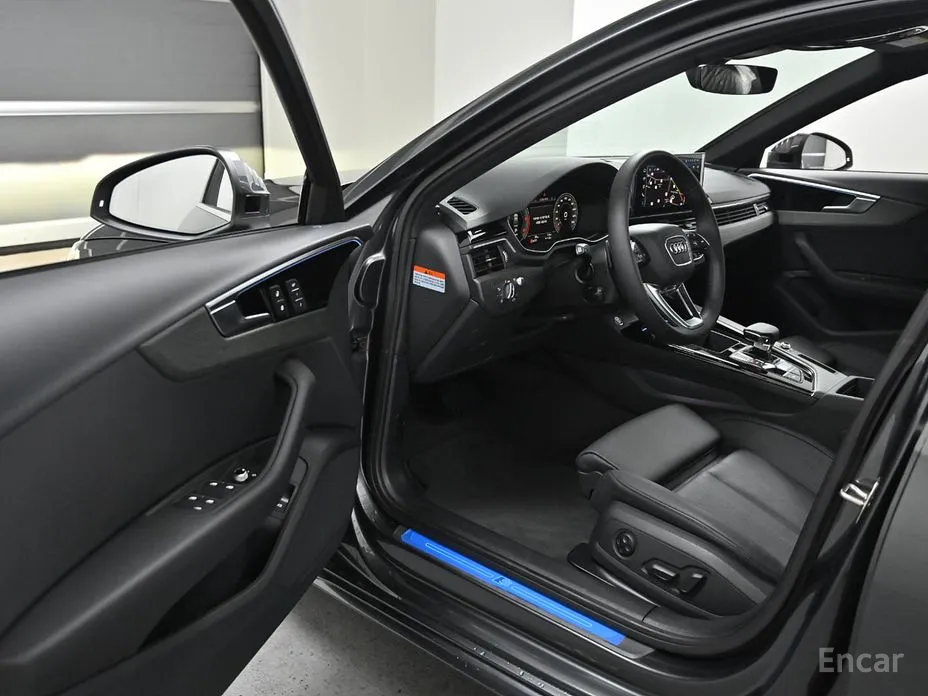 Фото 11 - Audi A4