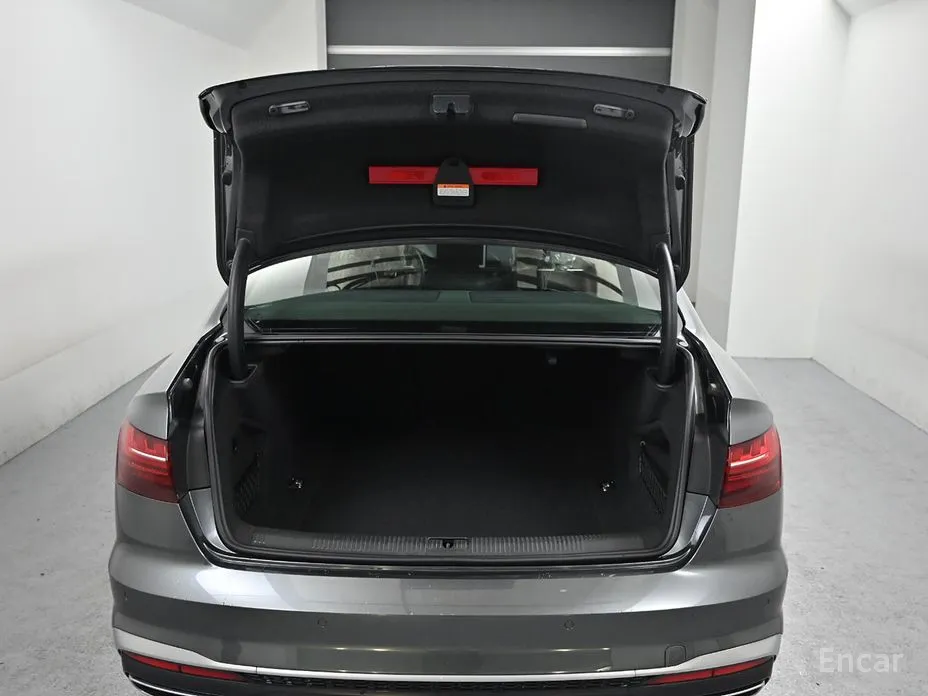 Фото 20 - Audi A4