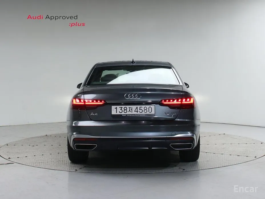 Фото 4 - Audi A4