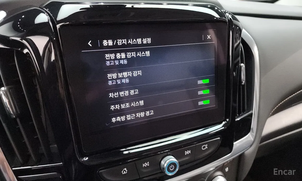 Фото 16 - Chevrolet Traverse