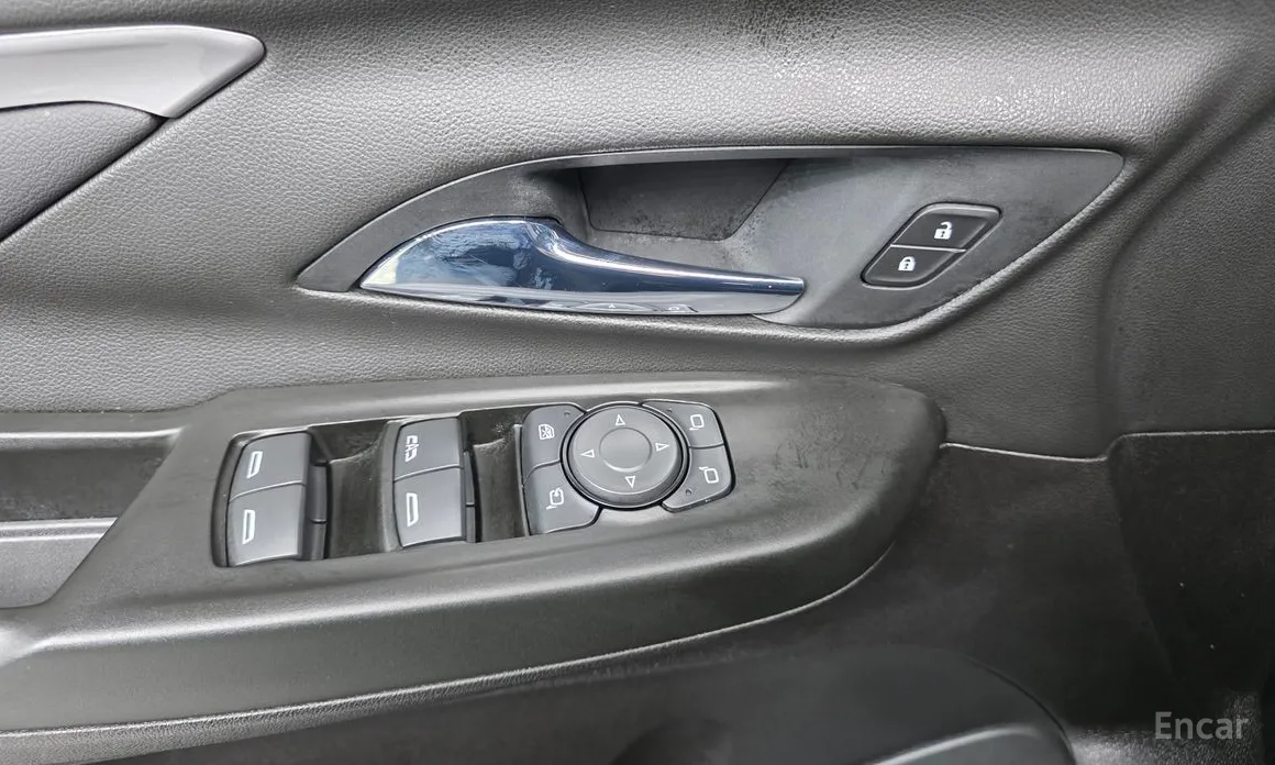 Фото 12 - Chevrolet Bolt EV