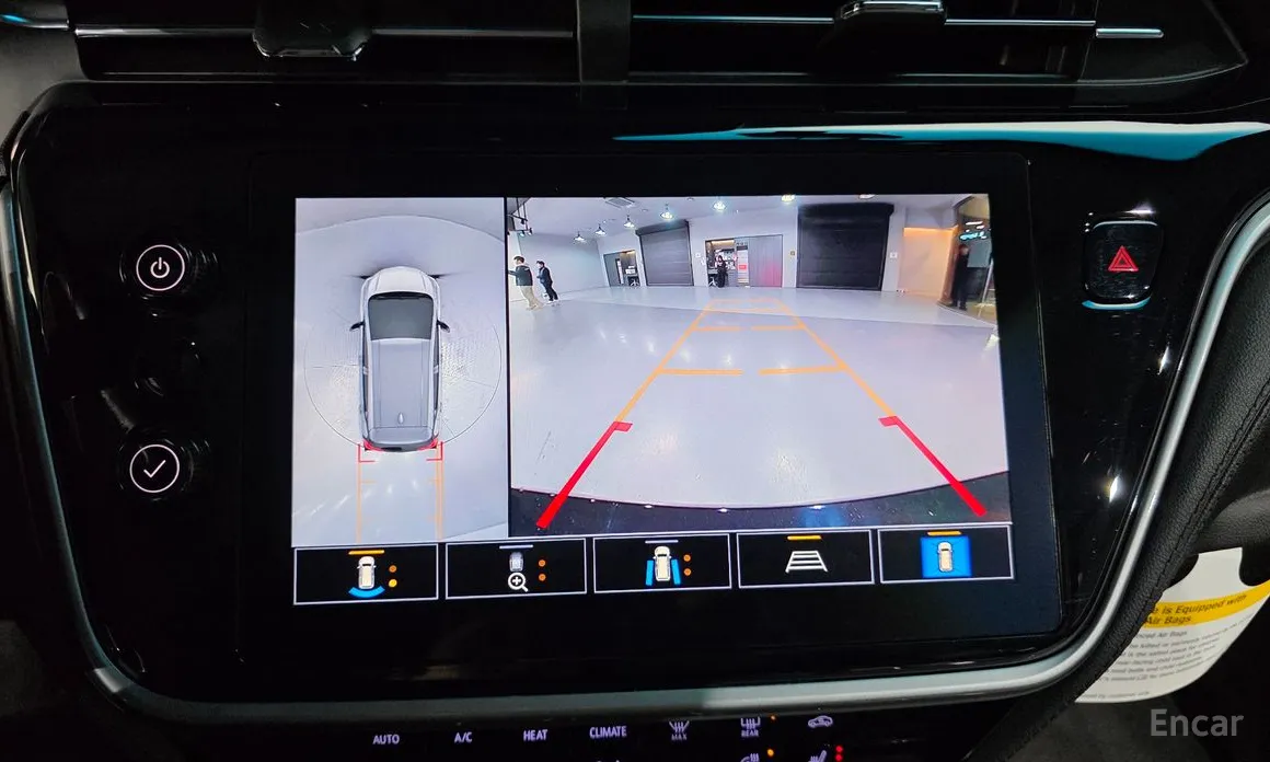 Фото 15 - Chevrolet Bolt EV